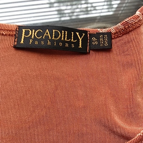 Picadilly Fashion Floral Embroidered Asymmetric Top. Size SP - Picture 16 of 16